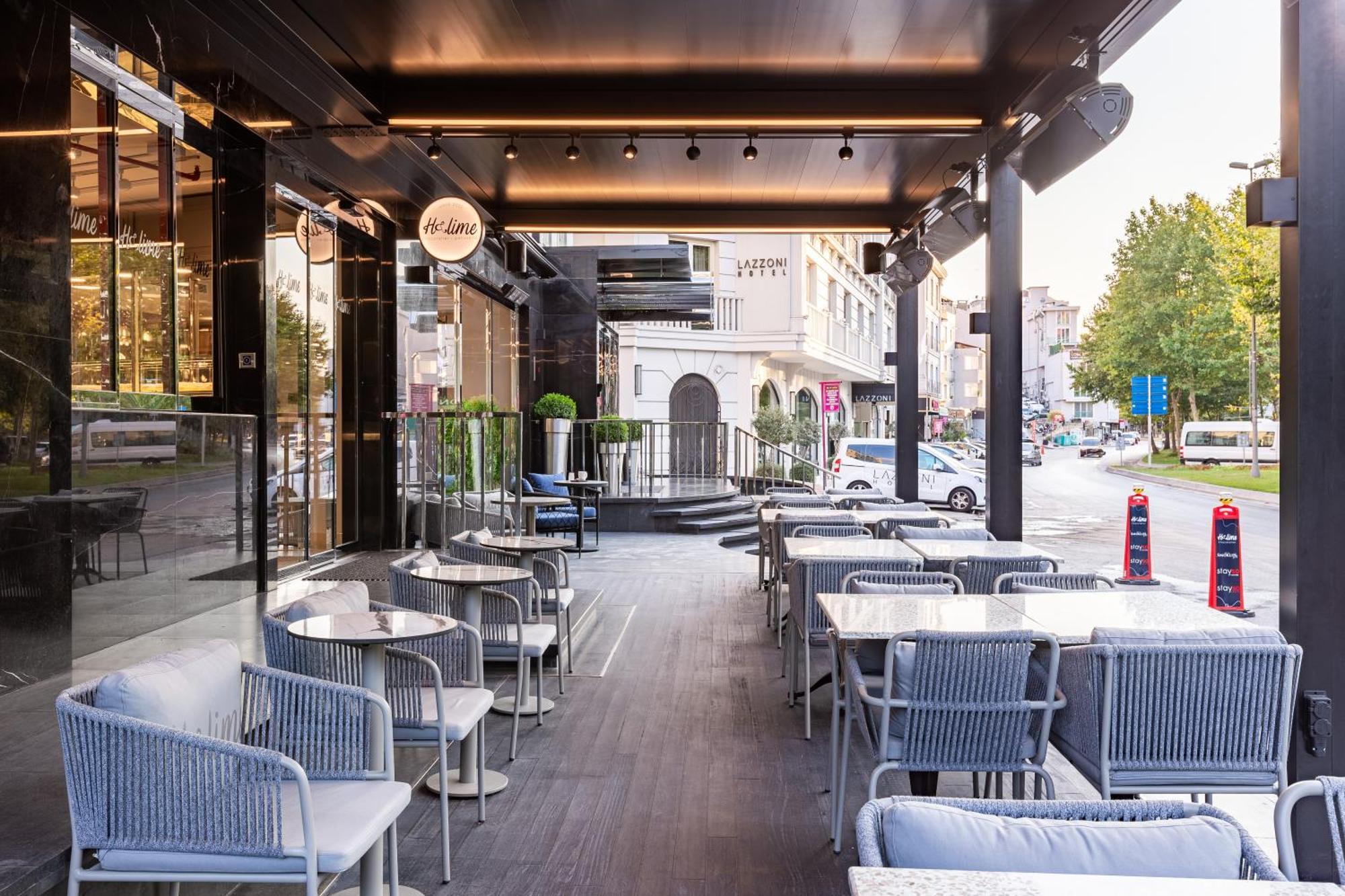 Stayso The House Hotel اسطنبول المظهر الخارجي الصورة The exterior of a typical café in Athens