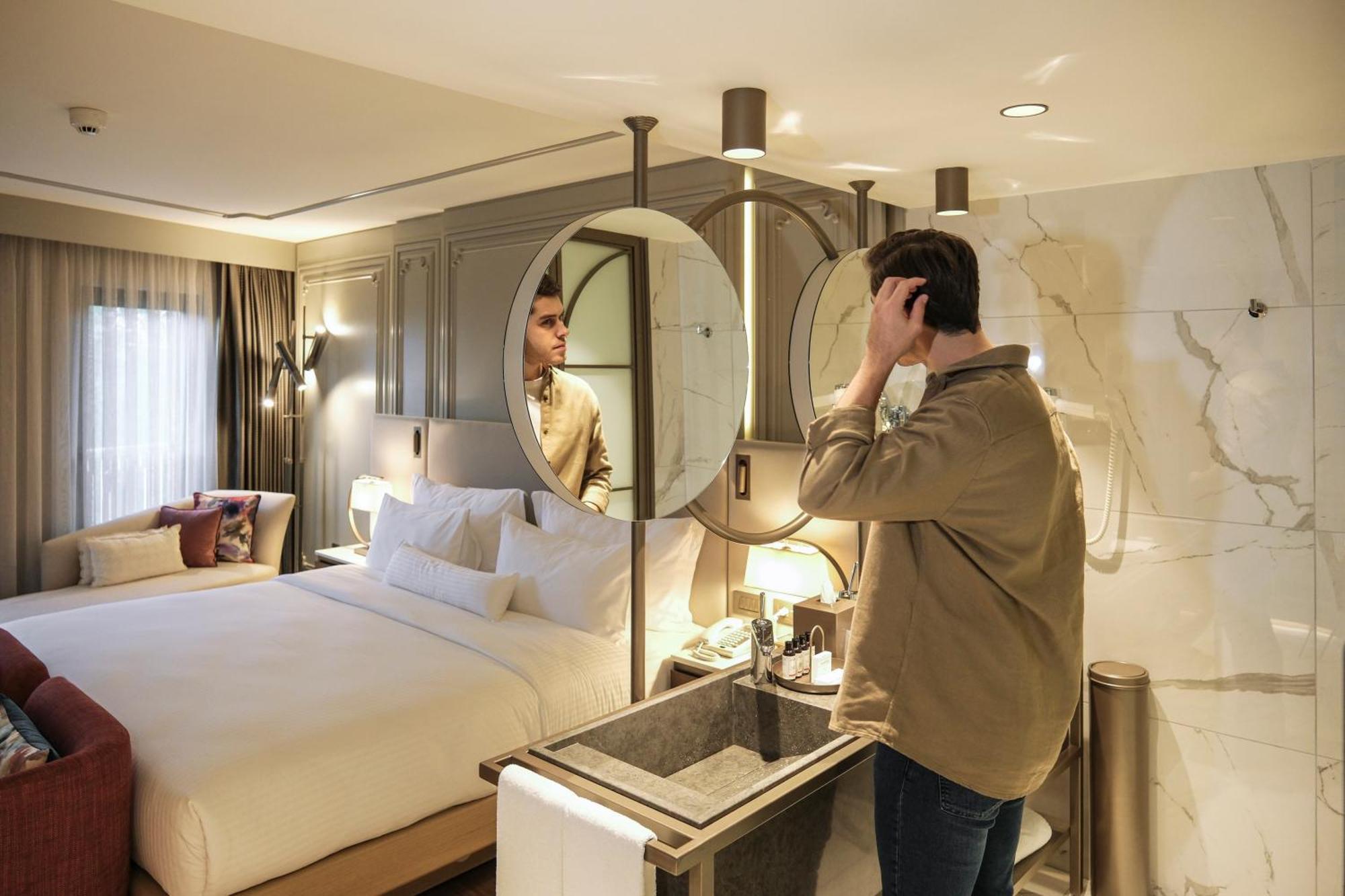 Stayso The House Hotel اسطنبول الغرفة الصورة A guest at the hotel