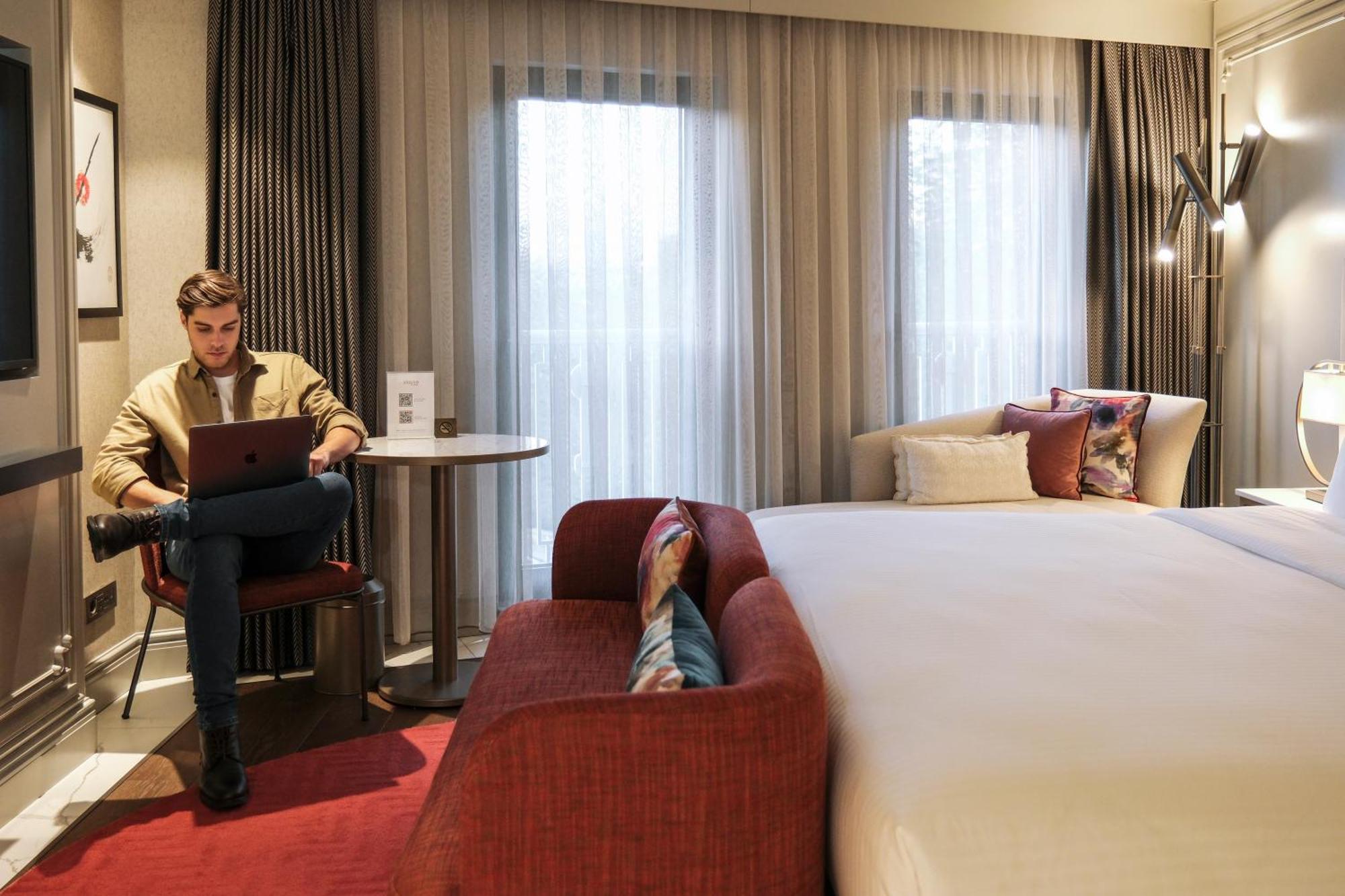 Stayso The House Hotel اسطنبول الغرفة الصورة A guest room at the hotel