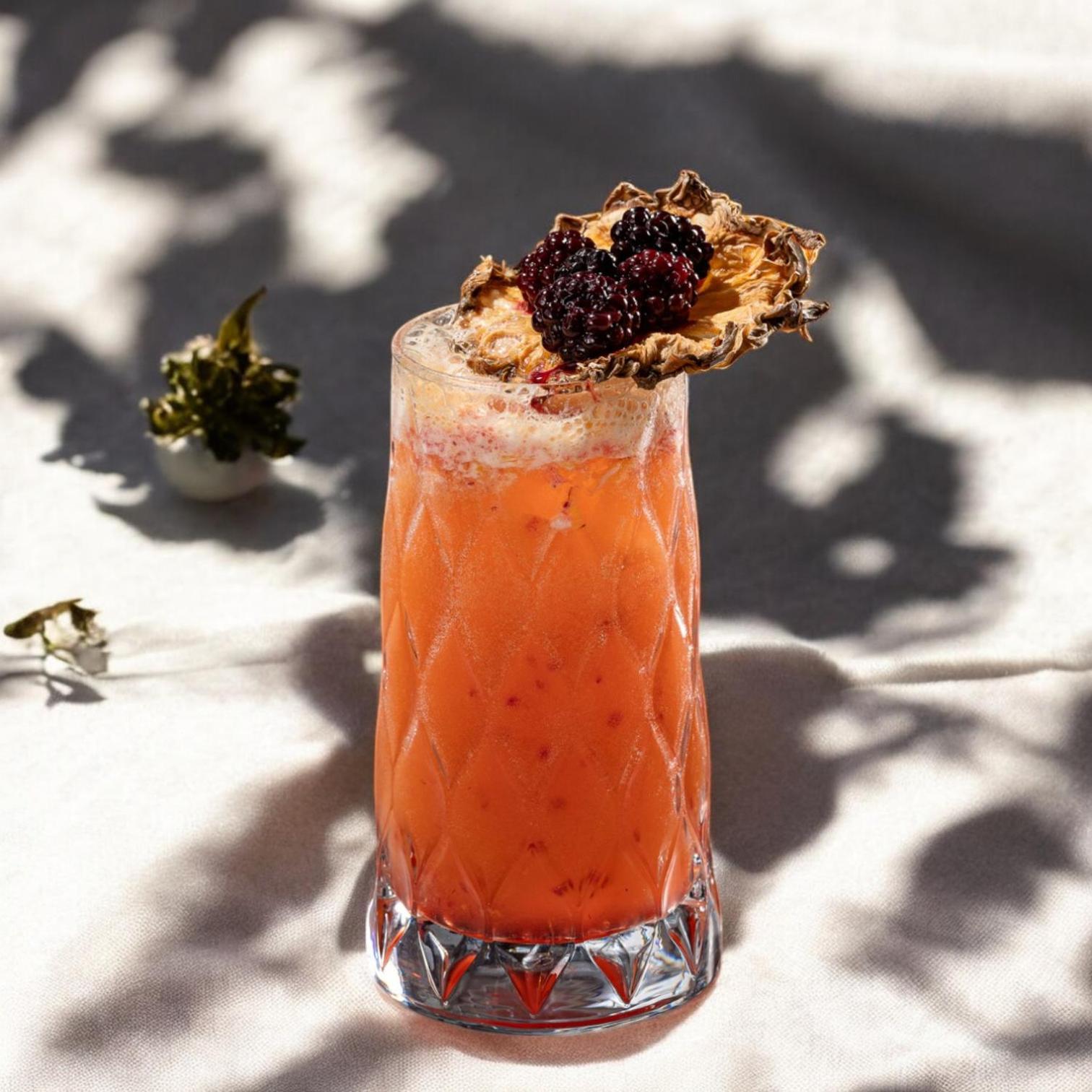 Stayso The House Hotel اسطنبول المظهر الخارجي الصورة A blackberry bramble
