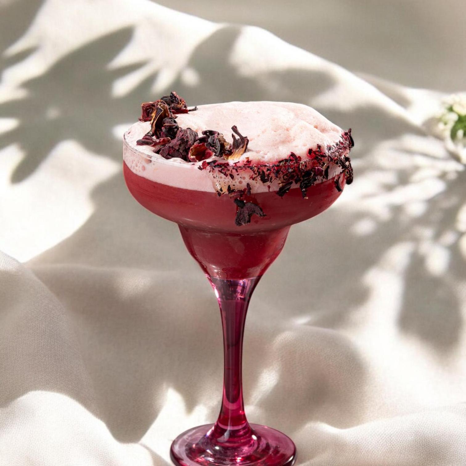 Stayso The House Hotel اسطنبول المظهر الخارجي الصورة A Clover Club cocktail